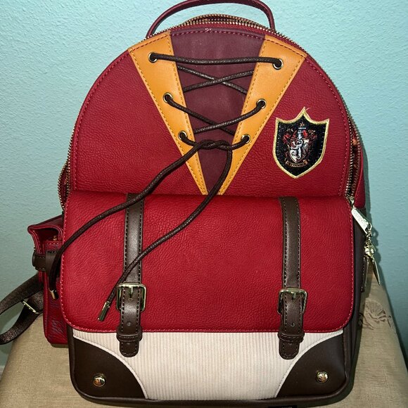 Harry Potter Gryffindor Loungefly Backpack NWOT main image 6